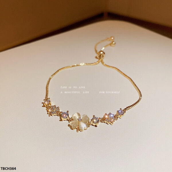 Flower Layer Bracelet