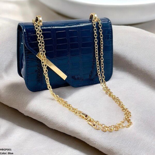 Cut Shaped Ladies Hand Bag