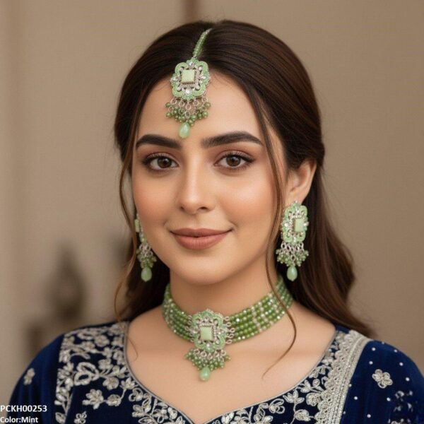 Pearl Drop Choker Set